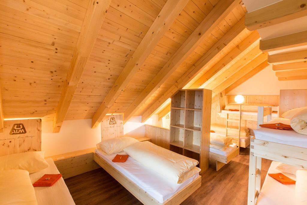 Ualm Untermarkter Alm Imst Esterno foto