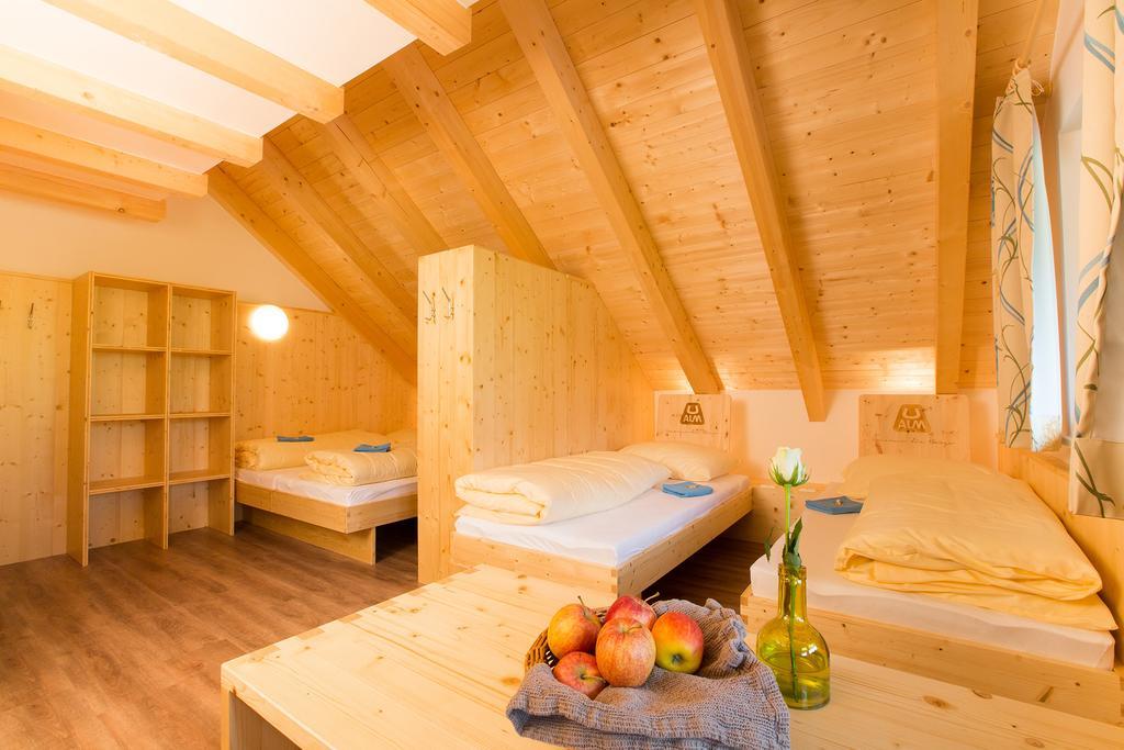Ualm Untermarkter Alm Imst Esterno foto
